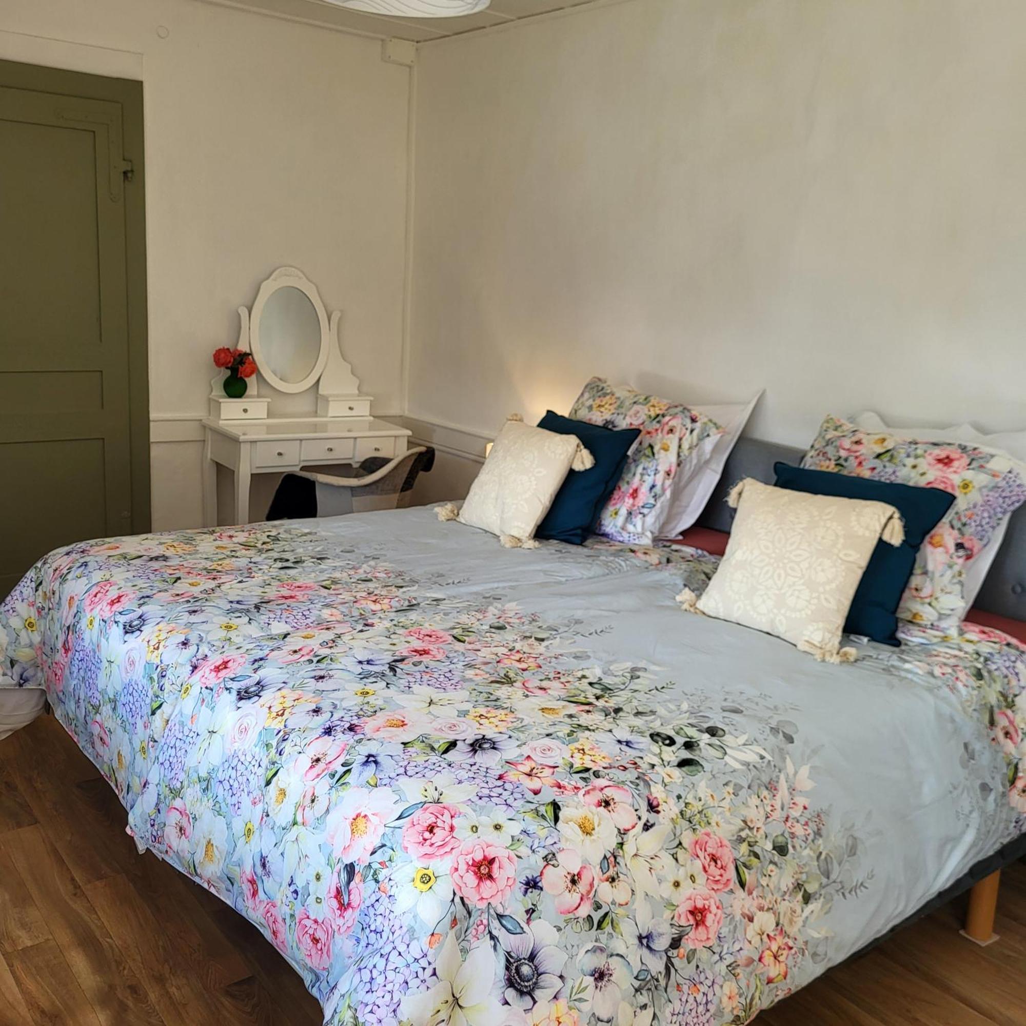 La Maison Horlogere , Spas Et Bain Nordique Les Fontenelles Eksteriør billede